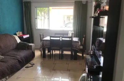 Imperdível oportunidade de adquirir casa em condomínio no parque munhoz, são paulo-sp! 3 quartos, 1 suíte, 3 banheiros, 2 vagas de garagem e 80,00 m² de área.
