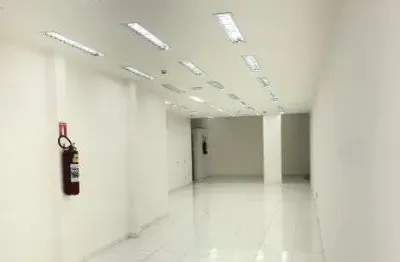 Loja para aluguel em santo amaro - largo 13 de maio: espaço comercial de 140m² com 2 banheiros