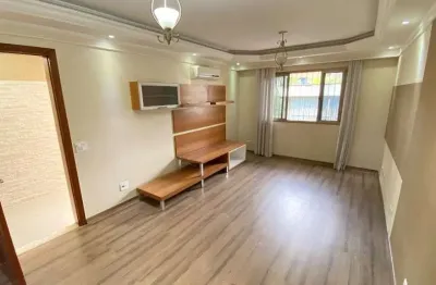 Casa para locação em são paulo-sp, no bairro jardim taboão com 3 quartos, 3 suítes, 5 banheiros e 8 vagas próximo do portal do morumbi.