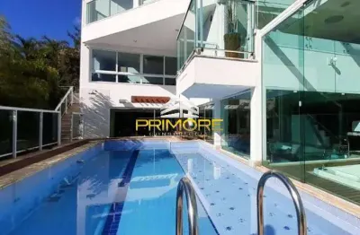 Aluga-se casa mobiliada de alto padrão no condomínio vila alpina