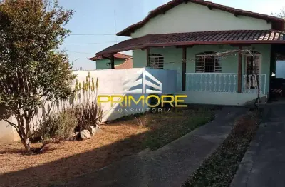 Casa com 3 quartos à venda na Rua Zircônio, Camargos, Belo Horizonte