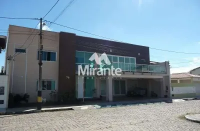 Casa para vender com 5 quartos sendo 5 suítes no bairro papagaio em feira de santana