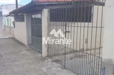 Casa para vender com 5 quartos no bairro pilão em feira de santana