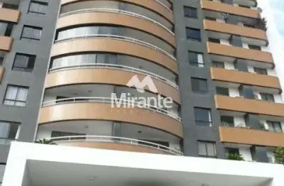 Cobertura para vender com 4 quartos sendo 4 suítes no bairro santa mônica em feira de santana