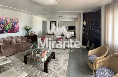 Apartamento para vender com 4 quartos sendo 3 suítes no bairro kalilândia em feira de santana