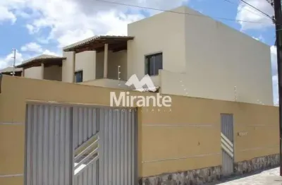 Casa para vender com 3 quartos sendo 1 suítes no bairro santa mônica em feira de santana