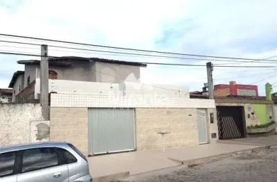 Casa para vender com 4 quartos no bairro ponto central em feira de santana