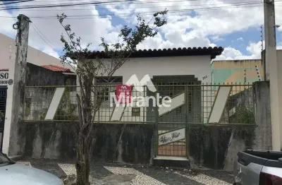 Casa para vender com 6 quartos no bairro centro em feira de santana