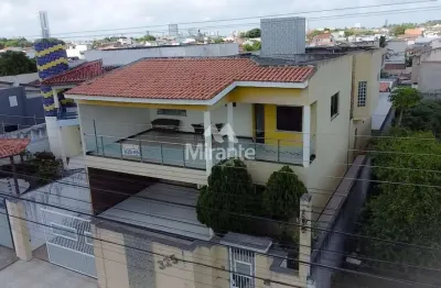 Casa para vender com 4 quartos sendo 2 suítes no bairro cidade nova em feira de santana