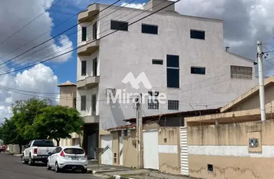 Casa para vender com 4 quartos sendo 1 suítes no bairro jardim cruzeiro em feira de santana
