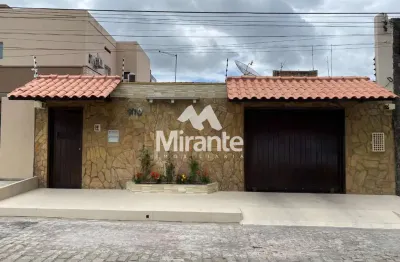 Casa para vender com 3 quartos no bairro serraria brasil em feira de santana