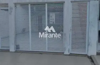 Casa para vender com 5 quartos sendo 3 suítes no bairro brasília em feira de santana