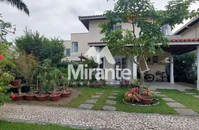 Casa de condomínio para vender com 5 quartos sendo 3 suítes no bairro capuchinhos em feira de santana