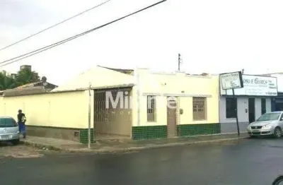 Casa para alugar na Rua Carlos Valadares, 606, Centro, Feira de Santana