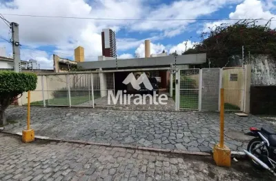 Casa para alugar com 3 quartos sendo 1 suítes no bairro santa mônica em feira de santana