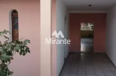 Casa para alugar com 3 quartos sendo 1 suítes no bairro brasília em feira de santana