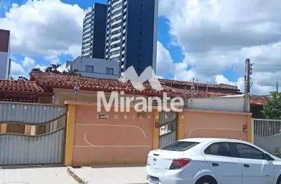 Casa para alugar com 4 quartos sendo 3 suítes no bairro santa mônica em feira de santana