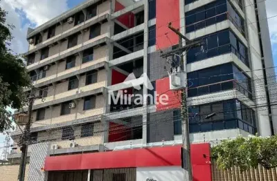 Apartamento para alugar com 4 quartos sendo 4 suítes no bairro capuchinhos em feira de santana