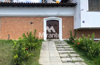Casa para alugar na Avenida Maria Quitéria, 1318, Centro, Feira de Santana
