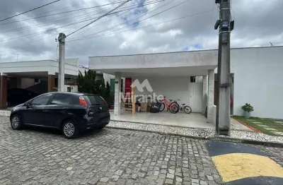 Casa de condomínio para vender com 3 quartos sendo 1 suíte no bairro sim em feira de santana