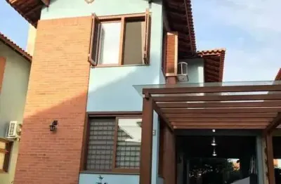 Casa com 3 quartos à venda na rua dos jasmins, 120, igara, canoas por r$ 750.000