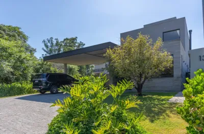 Belissima casa em condominio butique ao lado das terras de são jose i.