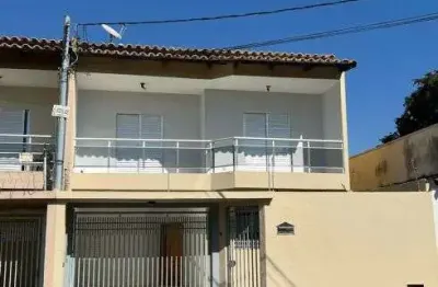 Casa com 3 quartos à venda na Rua C 158, 100, Jardim América, Goiânia