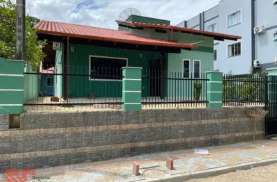 Casa com 4 quartos à venda na porto belo, 138, rio morto, indaial, 220 m2 por r$ 650.000