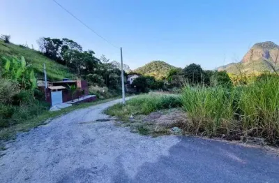 Terreno à venda na Rua Dezoito, 12, Cajueiros (Itaipuaçu), Maricá