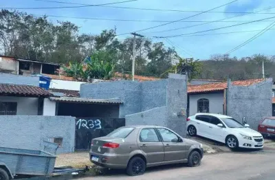 Terreno com construção - ideal para investidores e construtoras em nova cidade - itaboraí - rj