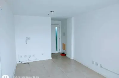 Vendo ou alugo excelente sala comercial no prédio van gogh em jardim imperial - itaboraí - rj