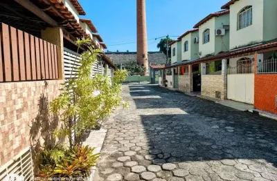 Vendo excelente casa duplex de condomínio no centro de itaboraí/rj.