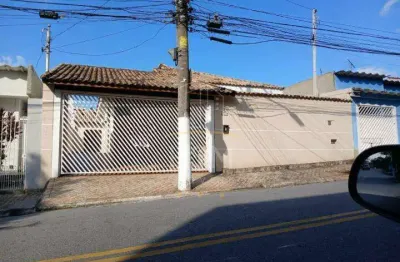Térrea isolada nova petrópolis- vaga 3 dormitórios suíte 4 vagas