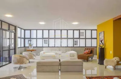 Apartamento 1º por andar com vista anorâmica, com elevador exclusivo