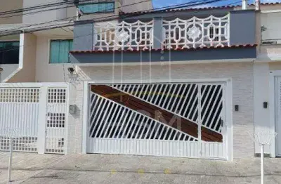 Sobrado a venda no centro 4 dormitórios 2 suítes 2 vagas de garagem 170 metros