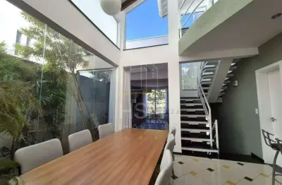 Sobrado à venda 3 quartos, 3 suítes, 4 vagas- Parque Espacial - São Vernardo do Campo - SP