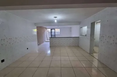 Casa com 2 quartos para alugar na Avenida Senador Ricardo Batista, 797, Assunção, São Bernardo do Campo