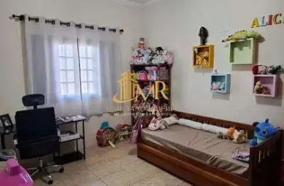 Casa com 3 quartos à venda na josé monteiro de andrade, 70, parque mondesir, lorena por r$ 780.000