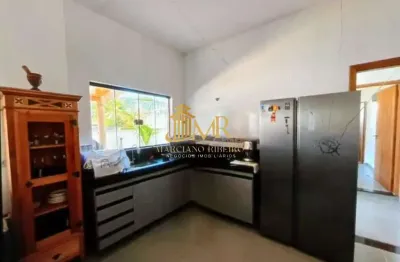 Casa com 2 quartos à venda na avenida corcovado, 270, praia da lagoinha, ubatuba por r$ 790.000