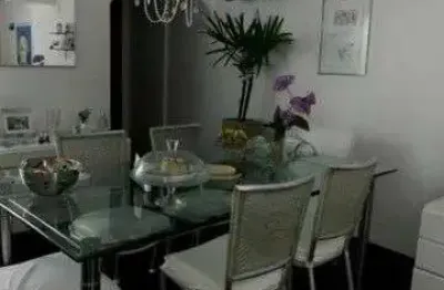 Residencial tulipa - apartamento de 3/4 (01 suíte), varanda, 2 vagas e dependência de empregada para venda no costa azul em salvador / ba