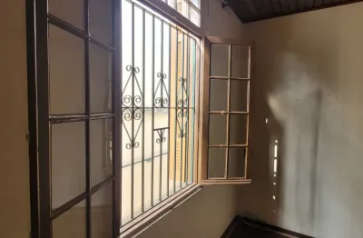 Casa com 3 quartos para alugar na Rua Coronel Leme, 237, Centro, Bragança Paulista