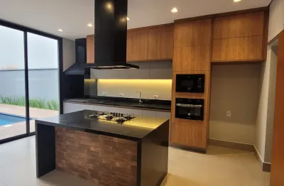 Euroville 2      c a s a    t é  r r e a      na melhor localização do condomínio .