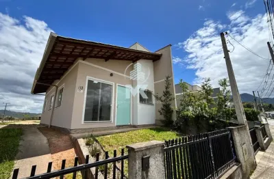 Casa com 2 quartos à venda no Warnow, Indaial 