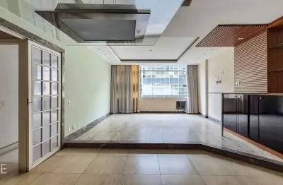 Apartamento em copacabana - andar alto, ventilação cruzada, suíte e vaga