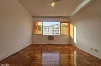 Apartamento Laranjeiras 3 Quartos c/Suíte Próximo ao Metrô