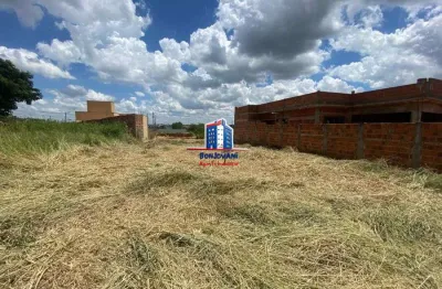 Terreno à venda na Rua Maria Delegado Favere Da Silva, Jardim Menezes, Bady Bassitt