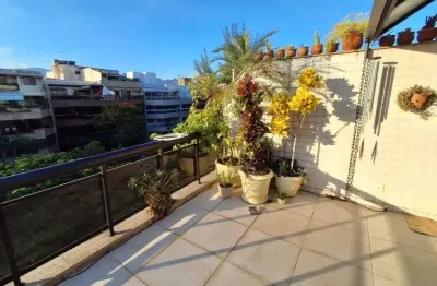 Excelente cobertura no recreio dos bandeirantes - linear , 3 quartos sendo 1 suíte.