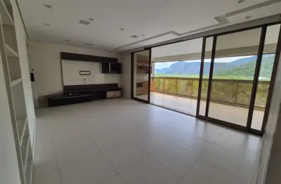 Vendo Condomínio de alto padrão - Condomínio Royal Blue - Barra da Tijuca