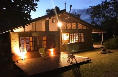 Casa para venda em imbituba, praia do rosa, 2 dormitórios, 2 banheiros, 1 vaga