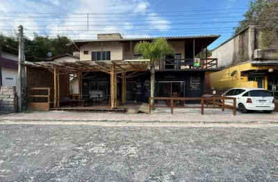 Prédio à venda na Rua Dos Surfistas, Praia da Ferrugem, Garopaba